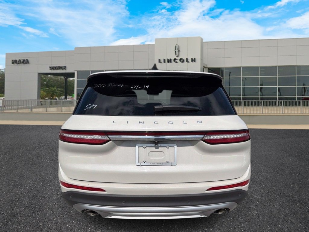 Used 2024 Lincoln Corsair FWD image 4