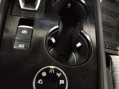 Used 2023 Nissan Rogue SV image 16