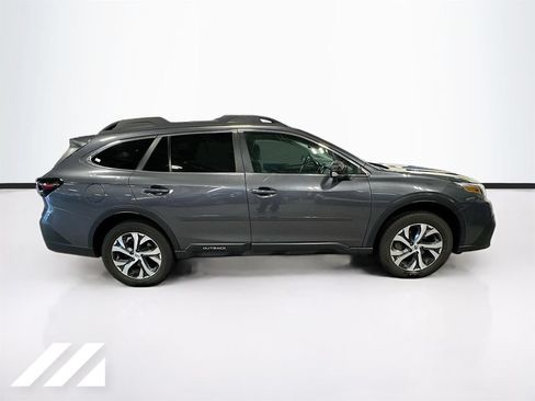 Used 2022 Subaru Outback Limited AWD/4WD image 4