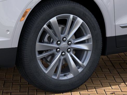 New 2026 Cadillac XT5 Premium Luxury w/ Driver Assist Package FWD image 9