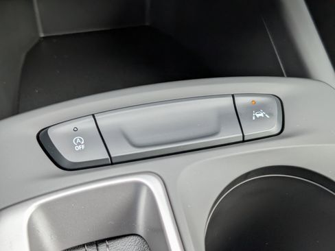 New 2026 Chevrolet Trax LS image 19