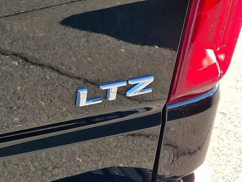 Used 2021 Chevrolet Silverado 1500 LTZ image 30