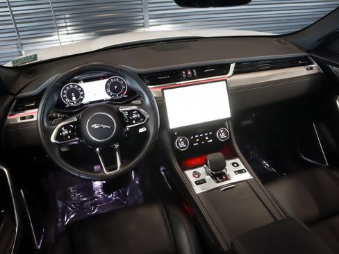 Used 2024 Jaguar F-PACE R-Dynamic S AWD/4WD image 18