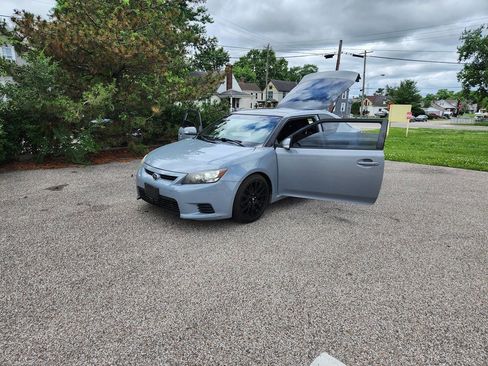 Used 2012 Scion tC FWD image 23
