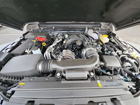 New 2026 Jeep Wrangler Unlimited Rubicon w/ Technology Group AWD/4WD image 22