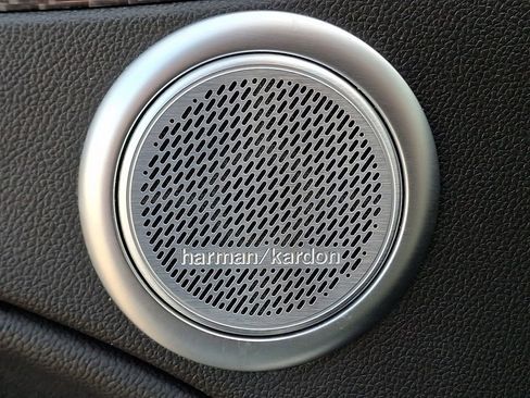 Used 2023 Alfa Romeo Stelvio Estrema AWD/4WD image 27