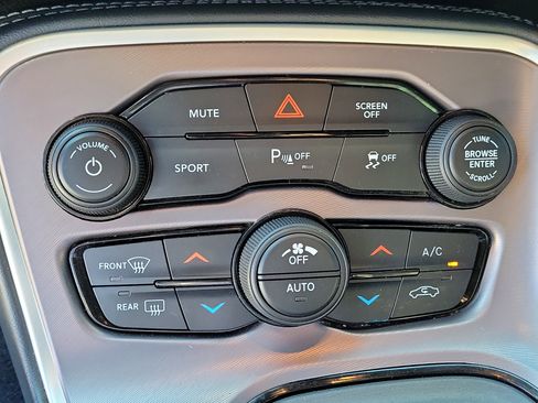 Used 2022 Dodge Challenger R/T RWD image 26