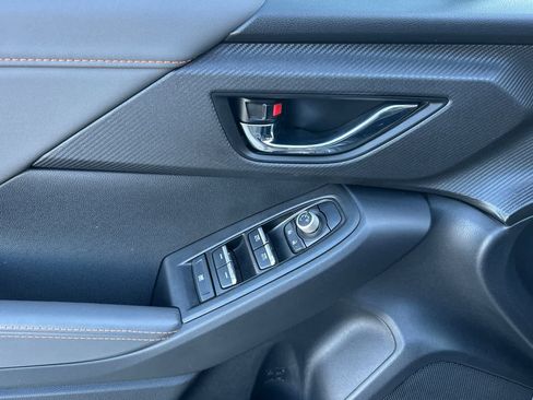 Certified 2025 Subaru Crosstrek 2.5i Limited w/ Popular Package #3A image 10