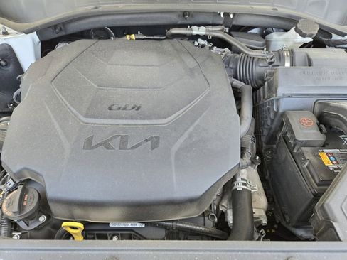 Certified 2024 Kia Telluride S w/ S Sunroof Package FWD image 32