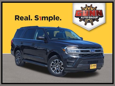 Used 2024 Ford Expedition XLT image 1