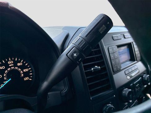 Used 2018 Ford F150 XL w/ Equipment Group 101A Mid image 17