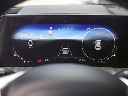 Used 2024 Kia Telluride SX image 19