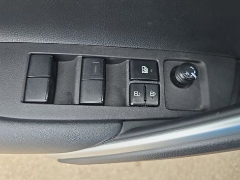 Used 2024 Toyota Corolla Cross AWD Hybrid image 28