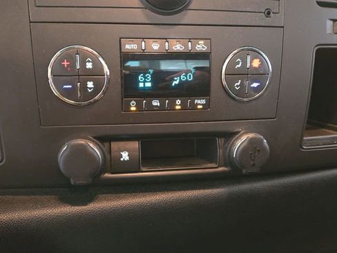 Used 2011 Chevrolet Silverado 1500 LT w/ All-Star Edition image 17