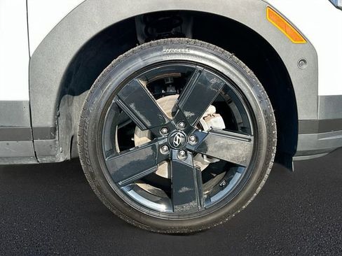 Used 2024 Hyundai Santa Fe Limited image 33