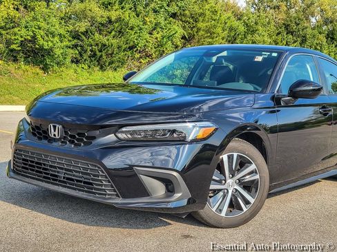Used 2024 Honda Civic LX image 2