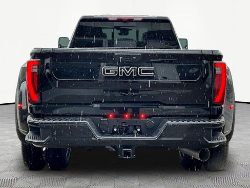 New 2026 GMC Sierra 3500 Denali Ultimate w/ LPO, Black Badging Package AWD/4WD image 5