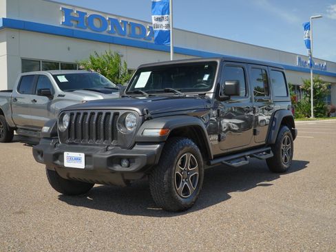 Used 2021 Jeep Wrangler Unlimited Sport AWD/4WD image 1
