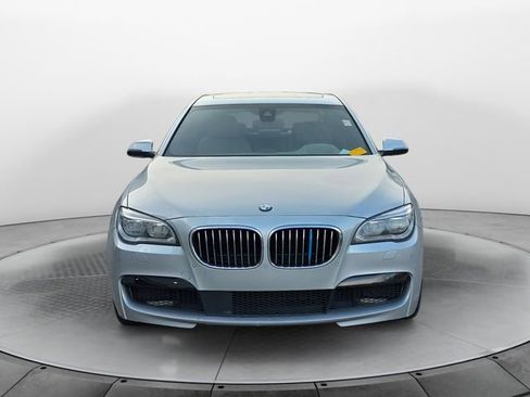 Used 2015 BMW 750Li image 8
