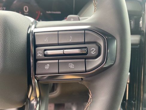 New 2026 GMC Yukon AT4 w/ AT4 Premium Package AWD/4WD image 28