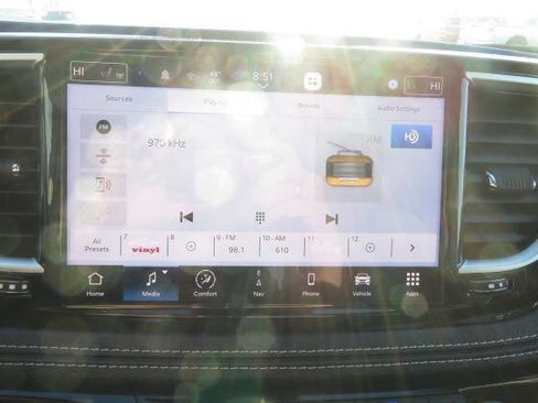 Used 2024 Chrysler Pacifica Limited w/ Trailer Tow Group image 23