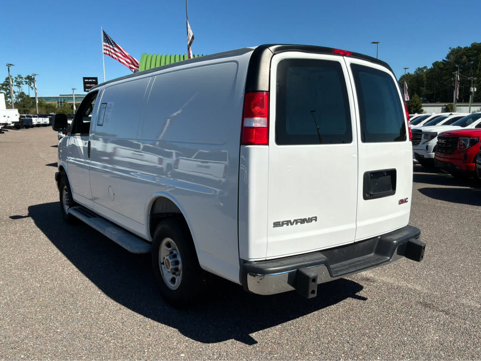 Used 2025 GMC Savana 2500 w/ Driver Convenience Package RWD image 14