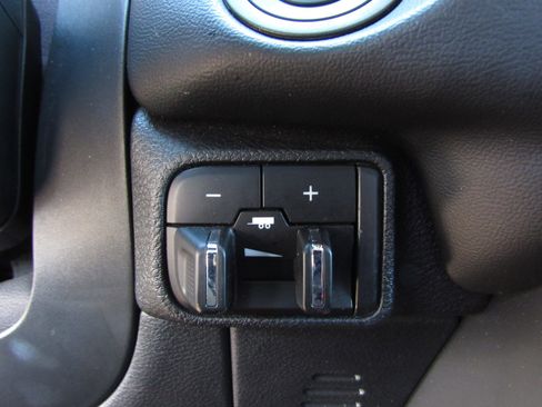 Used 2025 Dodge Durango GT image 24