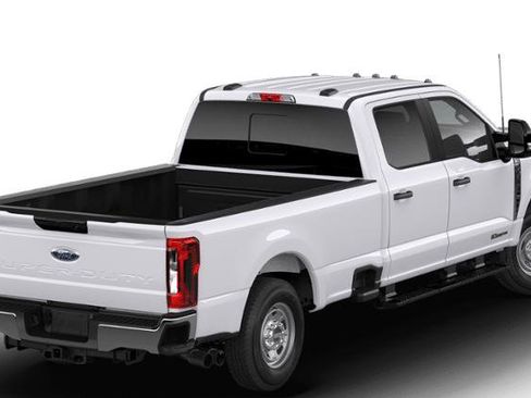 New 2026 Ford F250 XL w/ 360-Degree Camera Package RWD image 25
