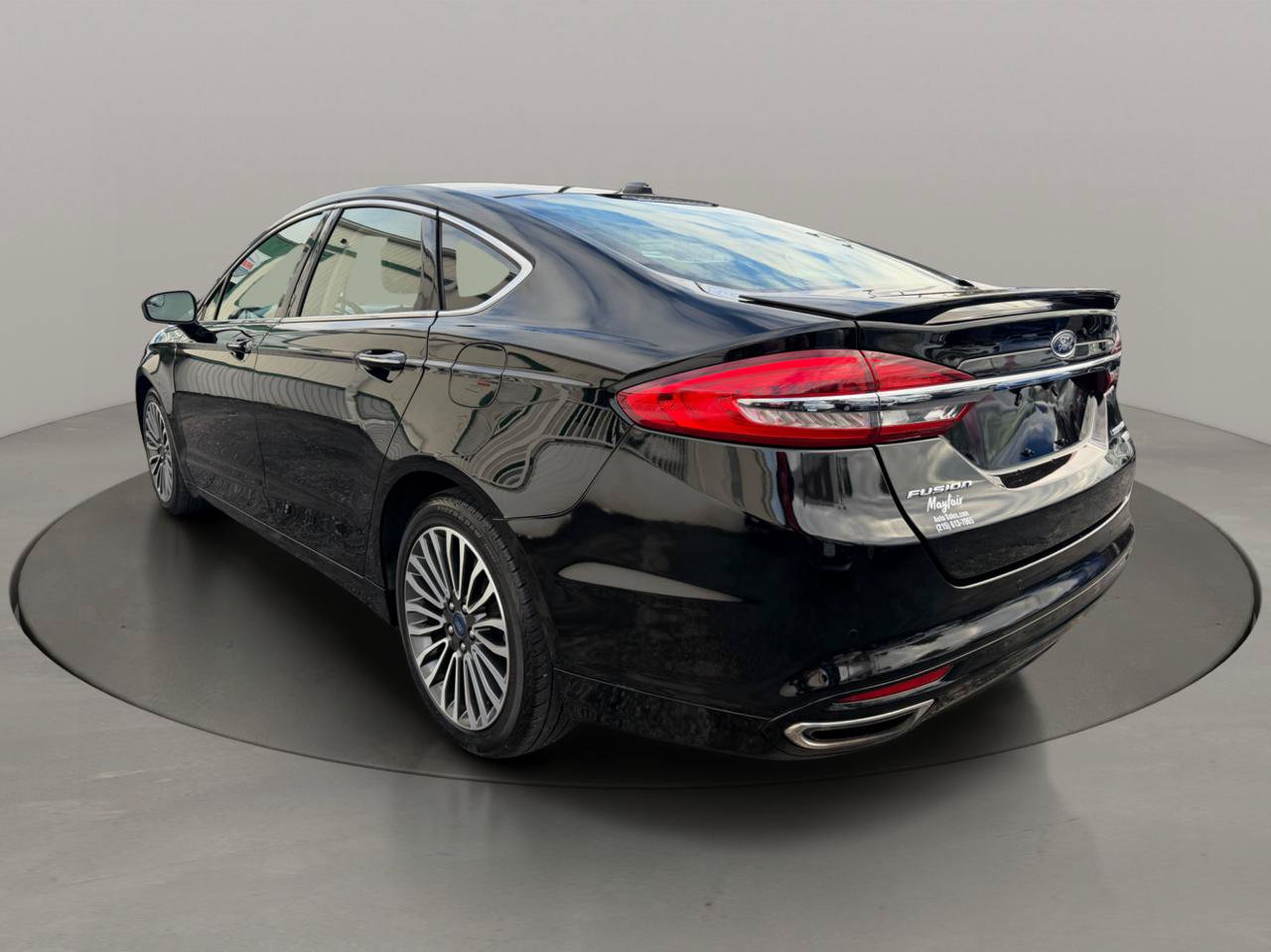 Used 2018 Ford Fusion Titanium AWD/4WD image 4