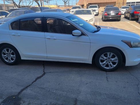 Used 2010 Honda Accord LX-P image 8