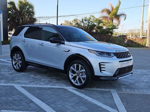 New 2026 Land Rover Discovery Sport Landmark AWD/4WD image 7