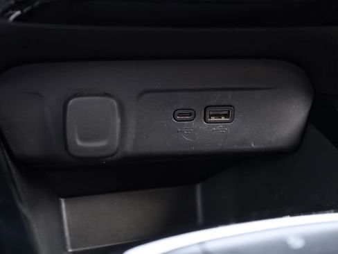 Used 2025 Chevrolet Trax LT image 20