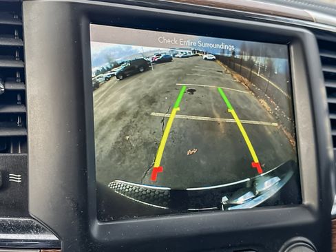 Used 2018 RAM 1500 Laramie w/ Convenience Group image 18