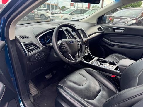 Used 2020 Ford Edge Titanium w/ Equipment Group 301A AWD/4WD image 14