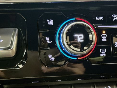 Used 2024 GMC Sierra 2500 Denali Ultimate image 22