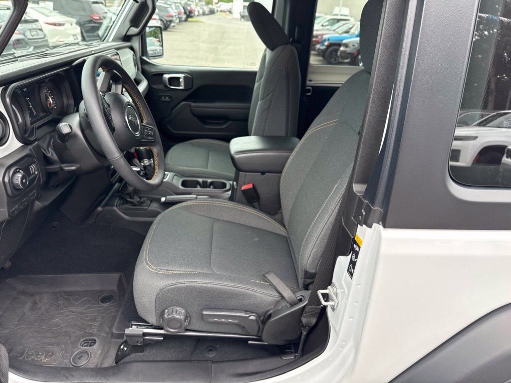 Used 2024 Jeep Wrangler Sport AWD/4WD image 14