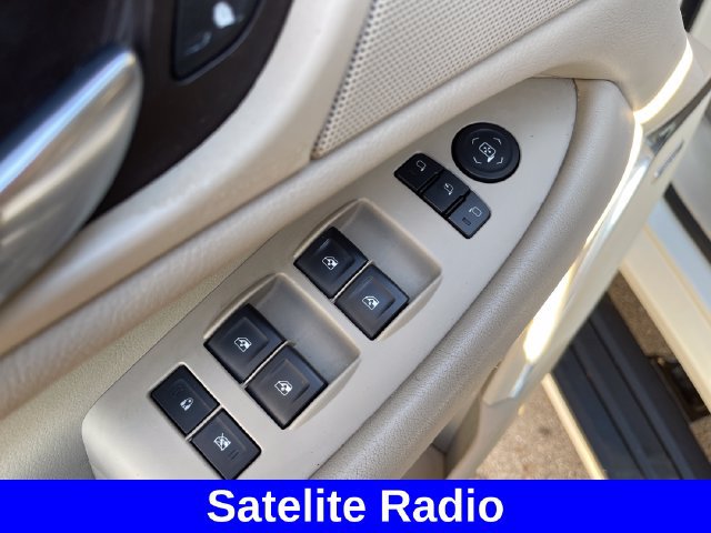 Used 2015 Cadillac Escalade Premium AWD/4WD image 11