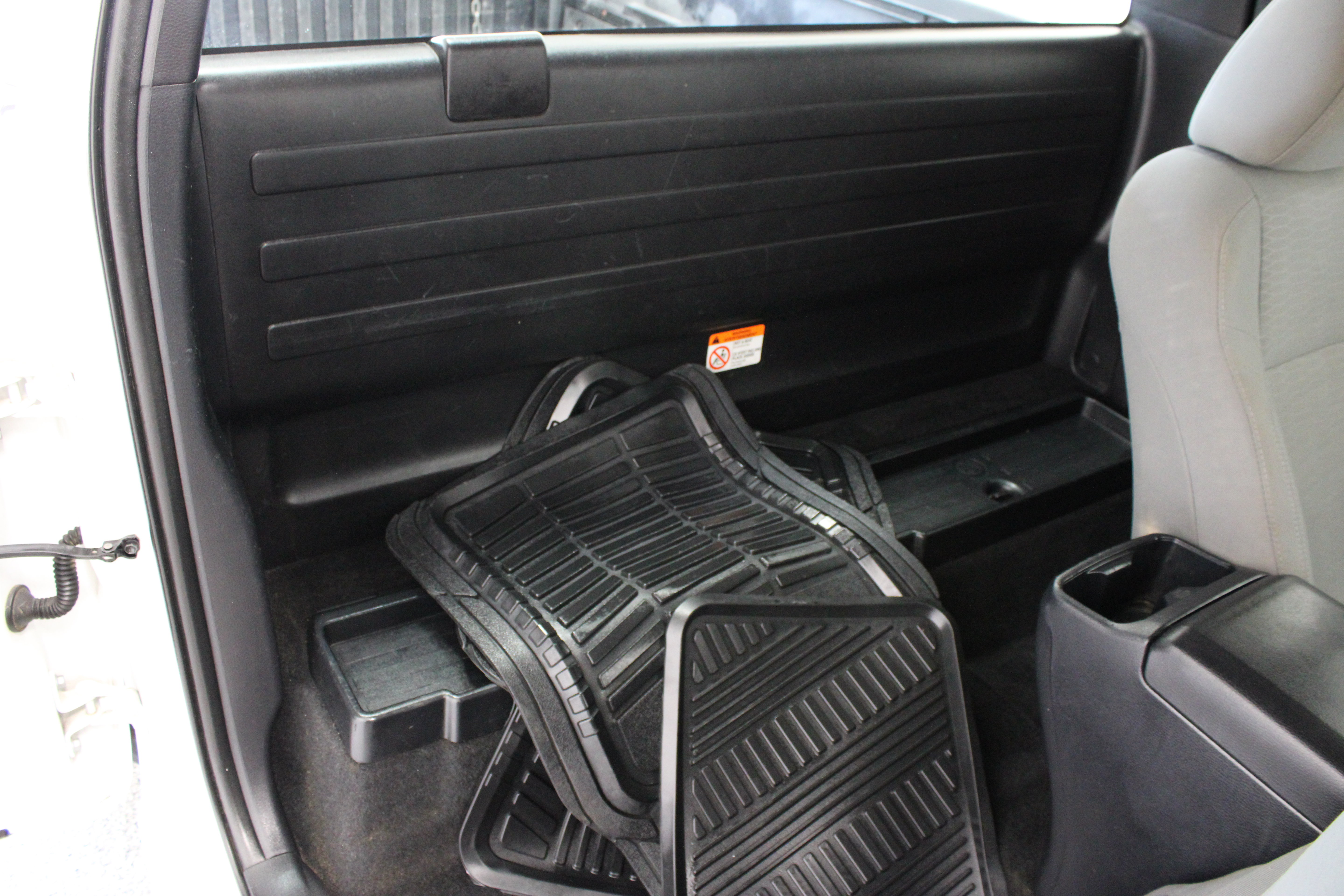 Used 2018 Toyota Tacoma SR RWD image 26