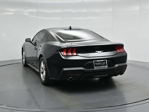 Used 2024 Ford Mustang Coupe RWD image 20