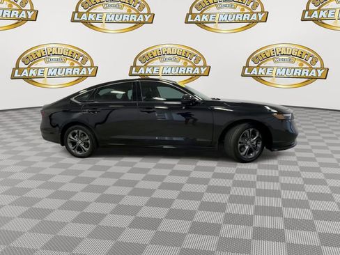 Used 2024 Honda Accord EX-L image 4