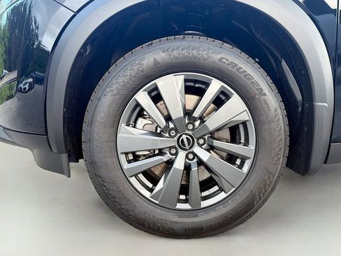 New 2025 Nissan Pathfinder SV w/ Cargo Package image 35