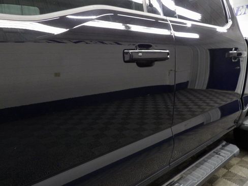 Used 2024 Ford F250 Lariat w/ Black Appearance Package image 44