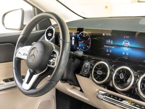 Used 2023 Mercedes-Benz GLA 250 image 29