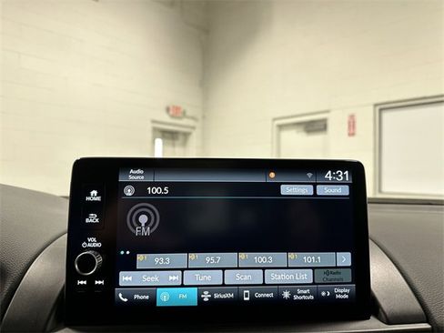 Used 2024 Honda Pilot EX-L image 34