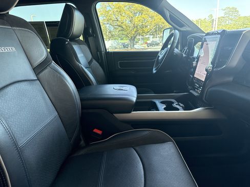 Used 2024 RAM 3500 Laramie w/ Night Edition image 31