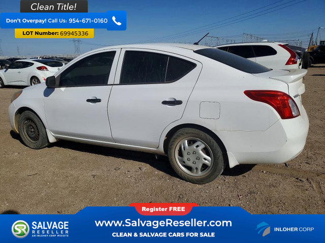 Used 2014 Nissan Versa S Plus FWD image 3