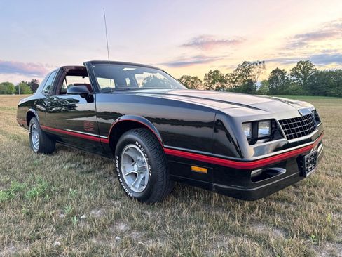 Used 1988 Chevrolet Monte Carlo SS RWD image 19
