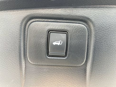 Used 2019 Nissan Murano Platinum w/ Cargo Package AWD/4WD image 19