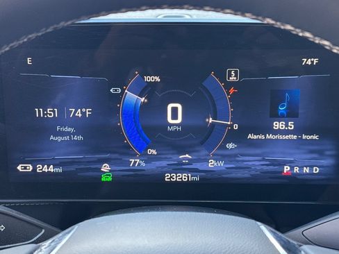 Used 2024 Chevrolet Blazer EV LT AWD/4WD image 36