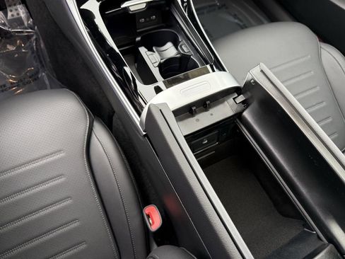 New 2026 Mercedes-Benz C 300 C300 4MATIC image 24